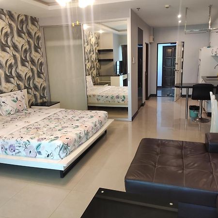View Talay 6 Pattaya Beach By Anatolia Condo Suite Luaran gambar