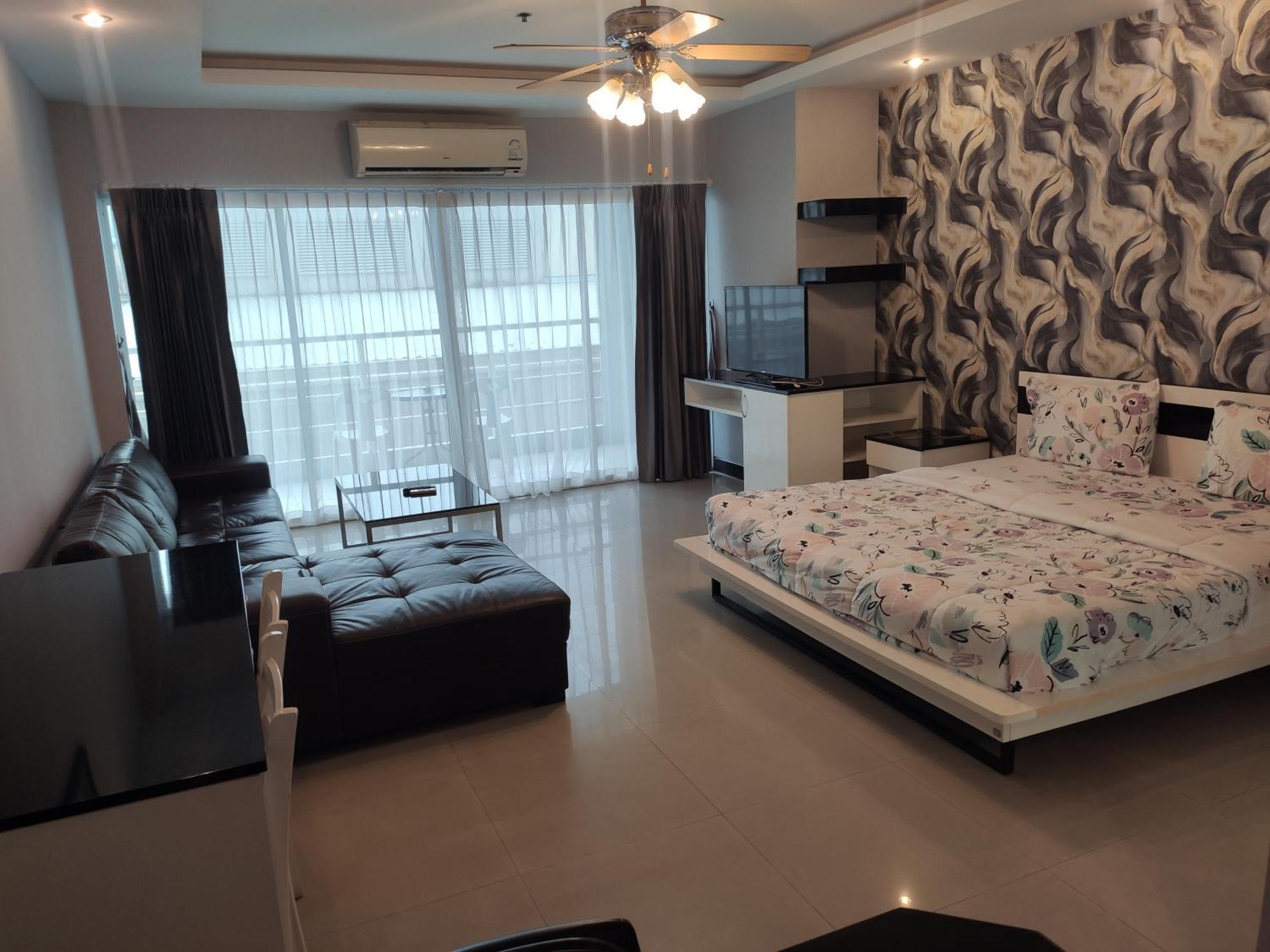 View Talay 6 Pattaya Beach By Anatolia Condo Suite Luaran gambar