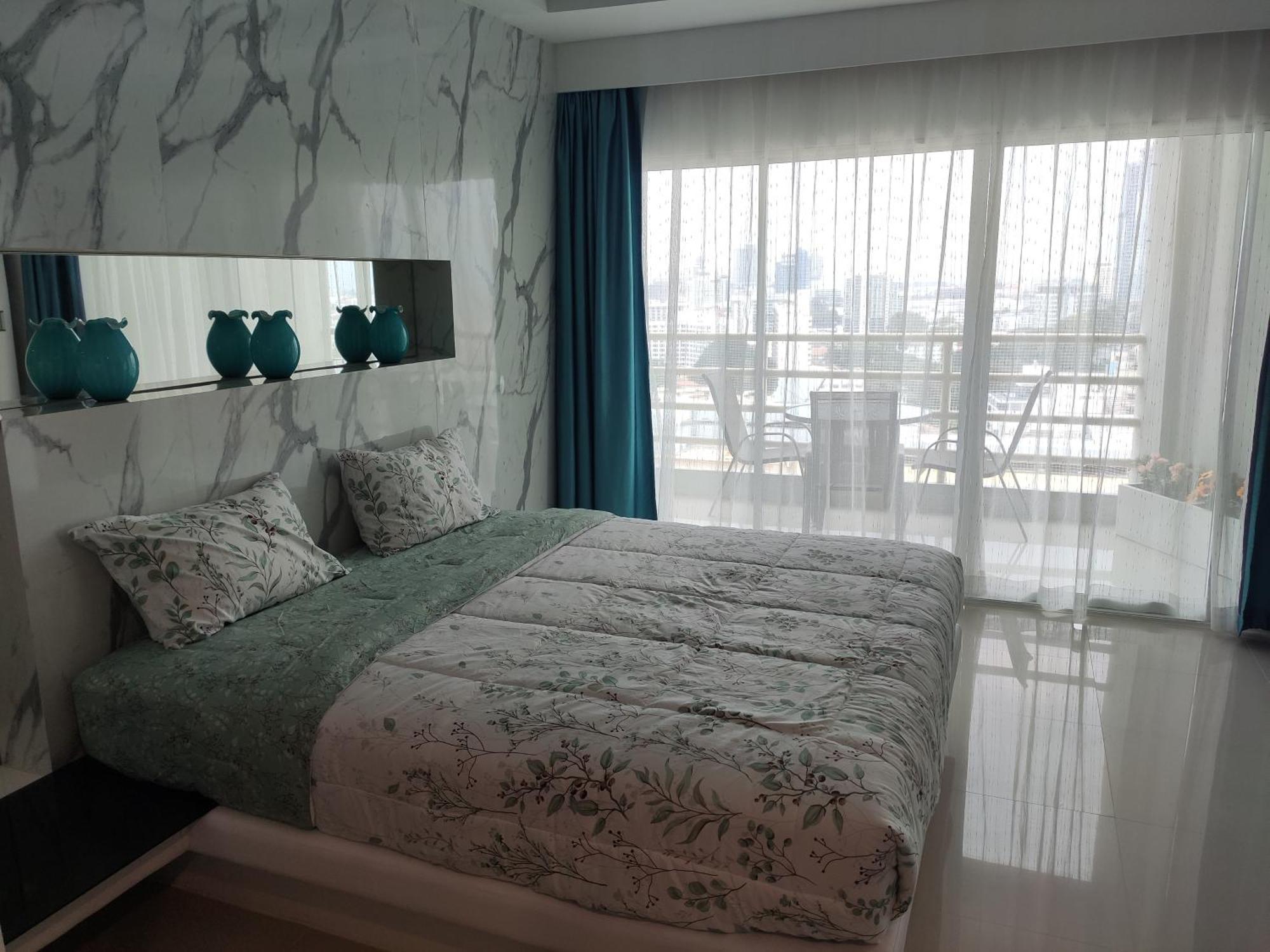 View Talay 6 Pattaya Beach By Anatolia Condo Suite Luaran gambar