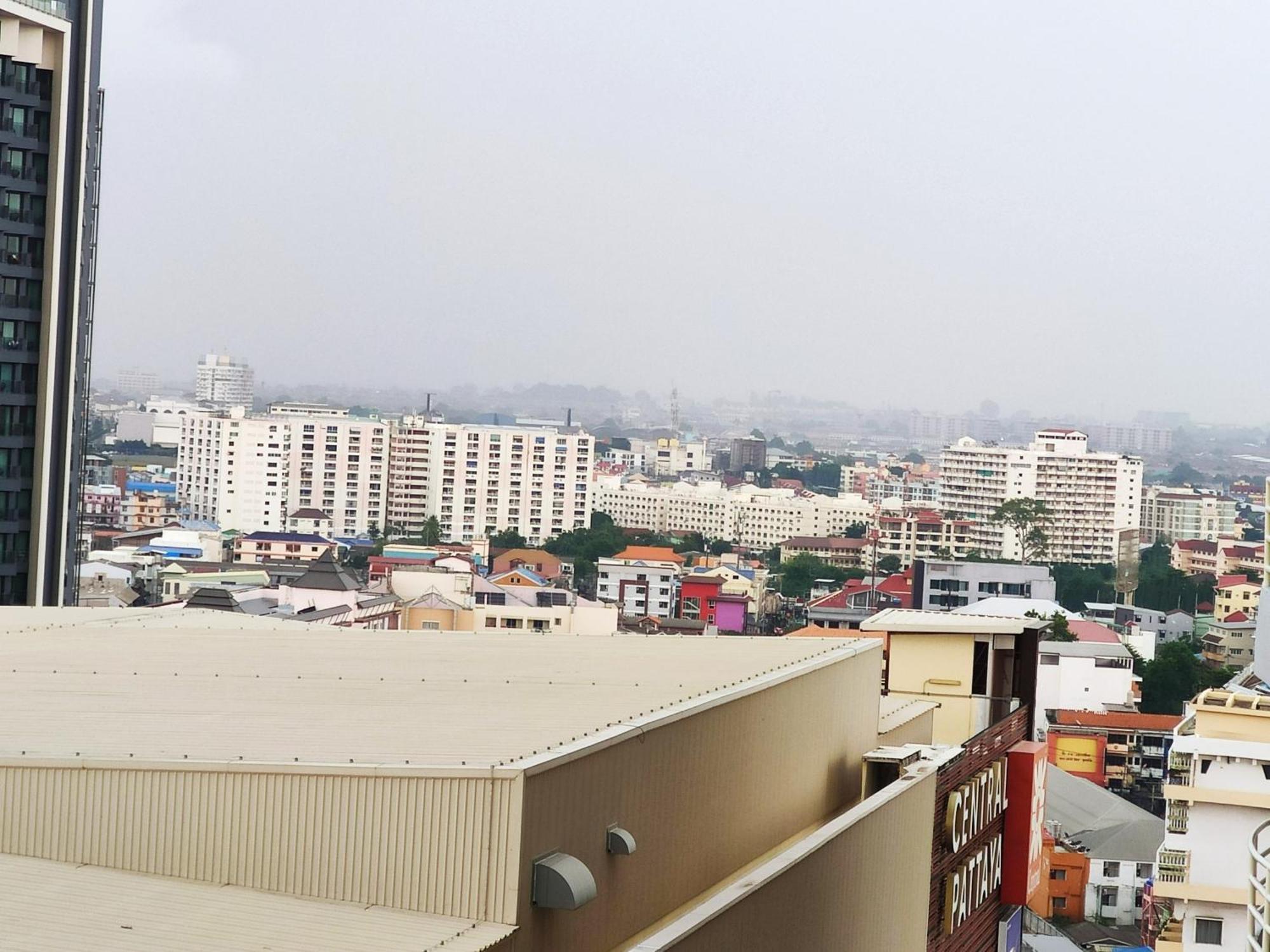View Talay 6 Pattaya Beach By Anatolia Condo Suite Luaran gambar