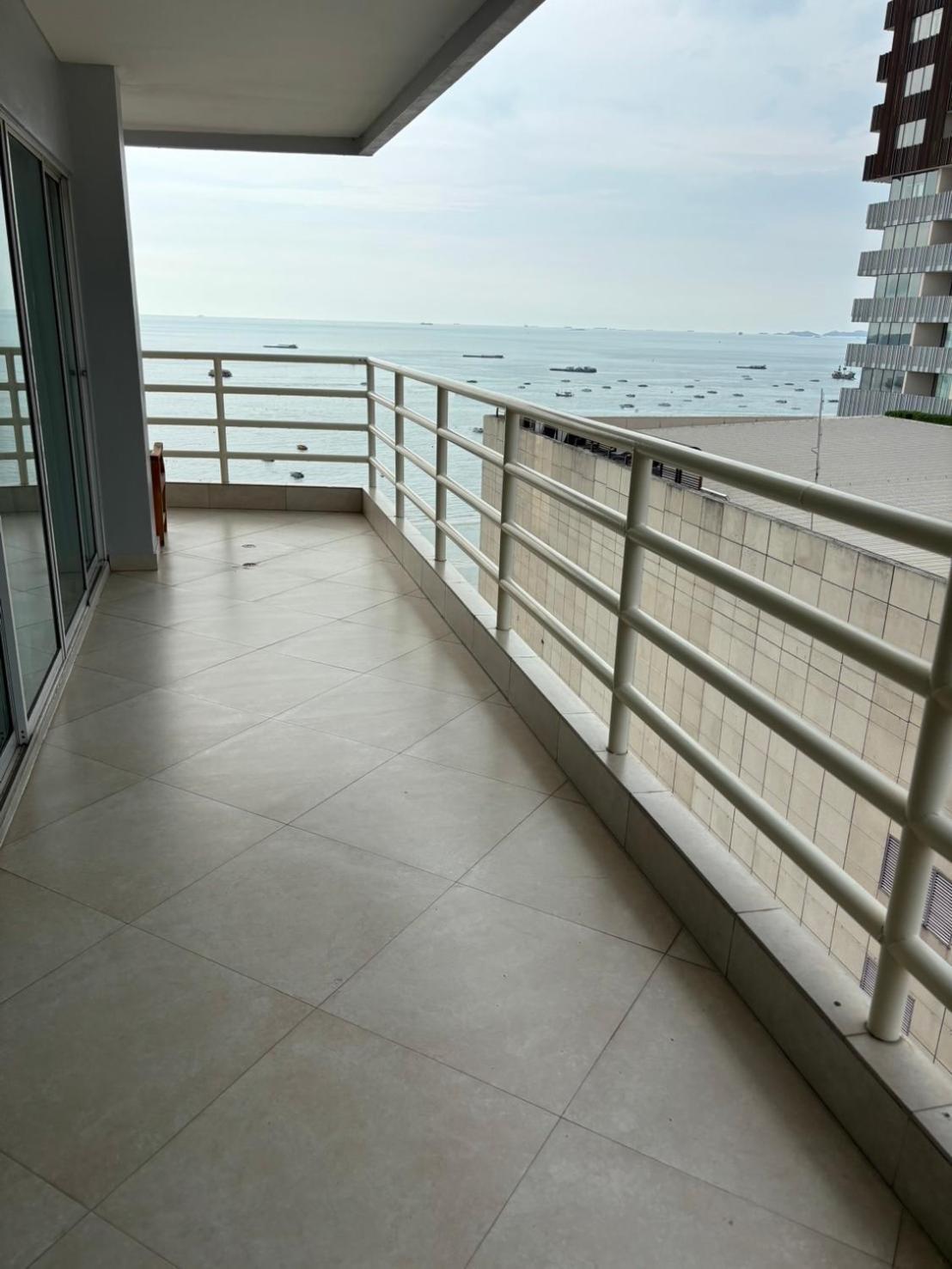 View Talay 6 Pattaya Beach By Anatolia Condo Suite Luaran gambar