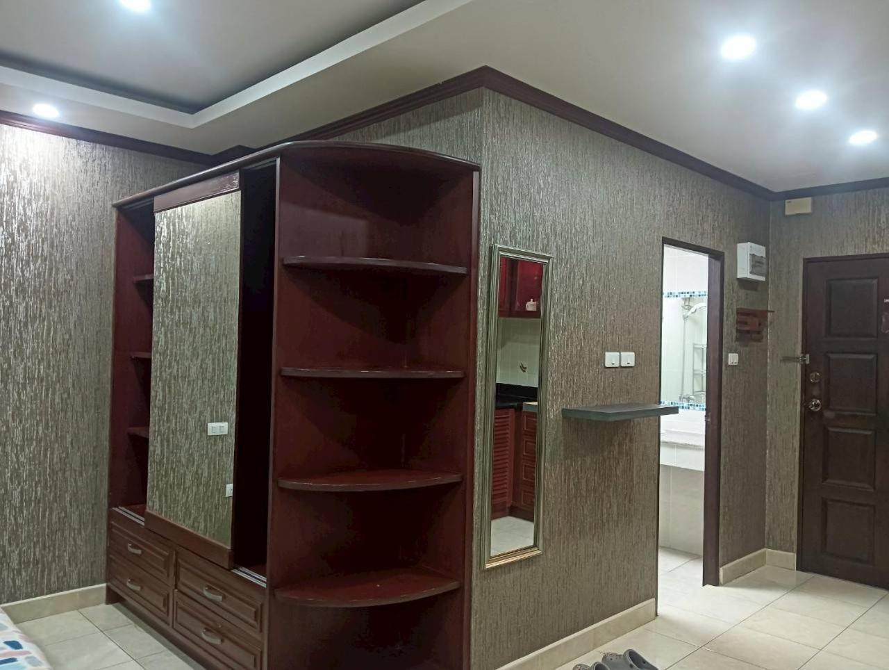 View Talay 6 Pattaya Beach By Anatolia Condo Suite Luaran gambar